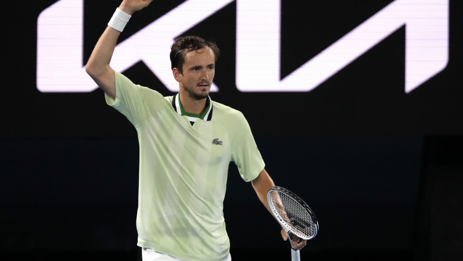 ZA KOGA ĆE NAVIJATI SRBI U FINALU AUSTRALIJAN OPENA? Pitali smo naše sugrađane na čijoj će strani biti u nedelju! (VIDEO)