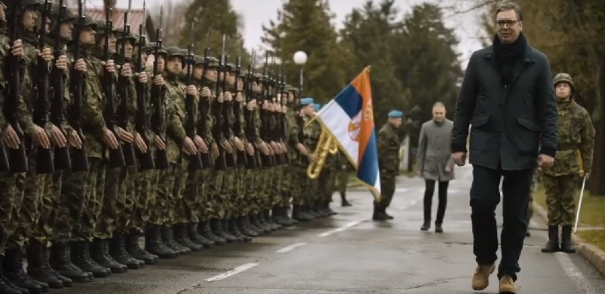ŠUTANOVAC PRIZNAO VUČIĆEV USPEH Vojska Srbije opremljena bolje nego ikada! (VIDEO)