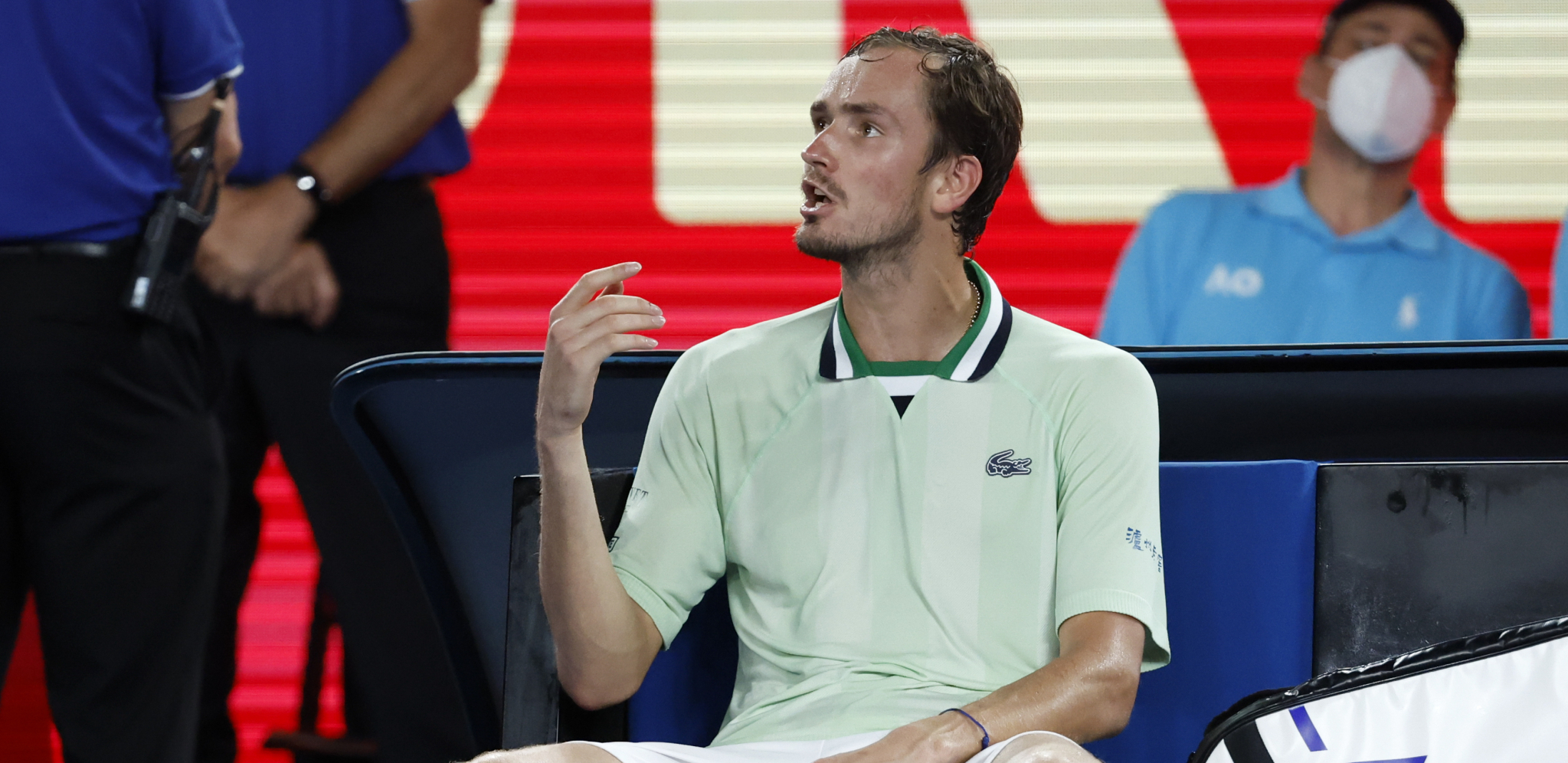 DA LI SE SLAŽETE? Medvedev se ovim rečima obratio prvom čoveku Australijan Opena!