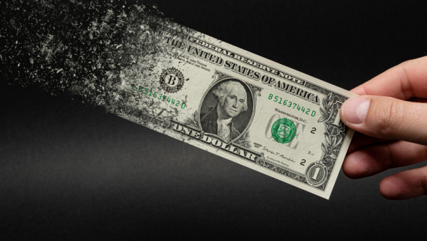 RAVNO NUKLEARNOJ BOMBI Ako Amerika uvede oštre sankcije Rusija spremna da sruši dolar