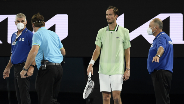 RUS BESAN! Evo kako je čuveni teniser reagovao na ponašanje publike u finalu Australijan Opena!