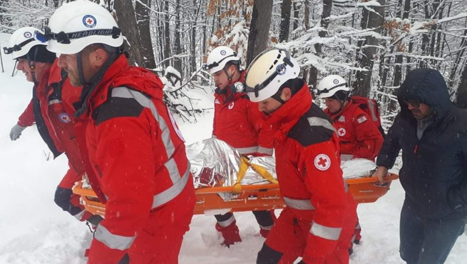 DRAMA U IVANJICI Heroji u crvenom jedva stigli na vreme! (FOTO)