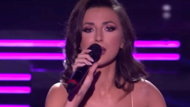 PREVARIO JE DOK JE BILA TRUDNA Zvezdi Granda razvod trajao duže nego brak: Ko hoće nek čestita (FOTO)