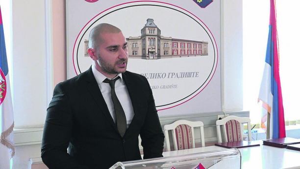 SKANDAL U VELIKOM GRADIŠTU Policija uhapsila Danijela Živanovića (37) zbog nasilja u porodici