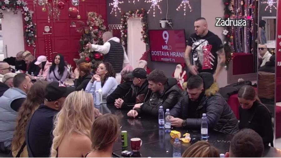 ZADOVOLJIĆU SVE NJEGOVE POTREBE Dalila priznala joj je stalo do Cara i da će slepo poštovati njegov autoritet!