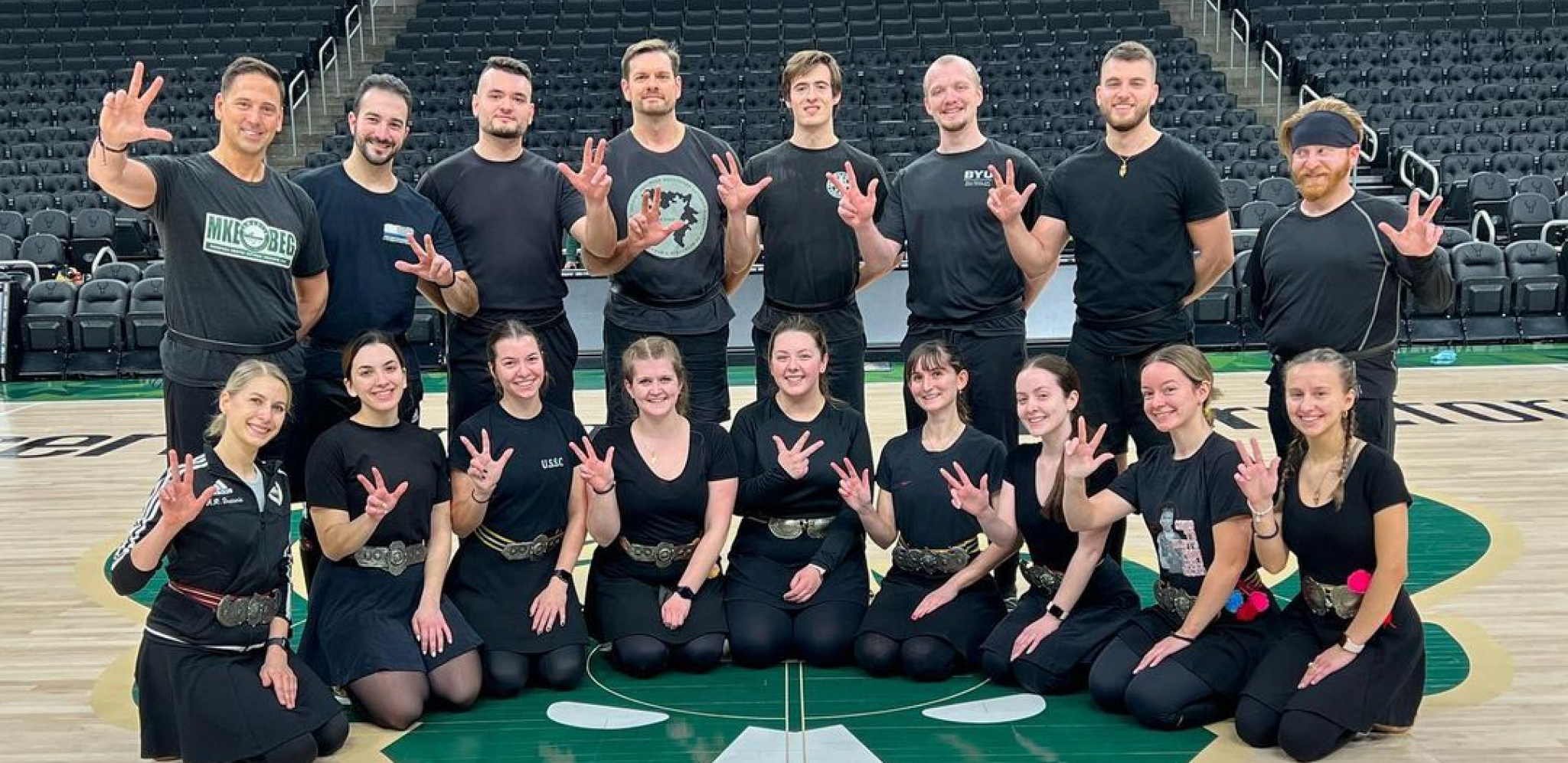 SRPSKO KOLO ZALUDELO AMERIKANCE! Nikola Jokić u čudu gledao SPEKTAKL, a Kristina nam je objasnila kako se i "tamo daleko" čuva naša tradicija! (VIDEO)