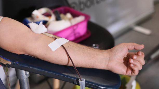 Nedostaju skoro sve krvne grupe, apel dobrovoljnim davaocima da se odazovu