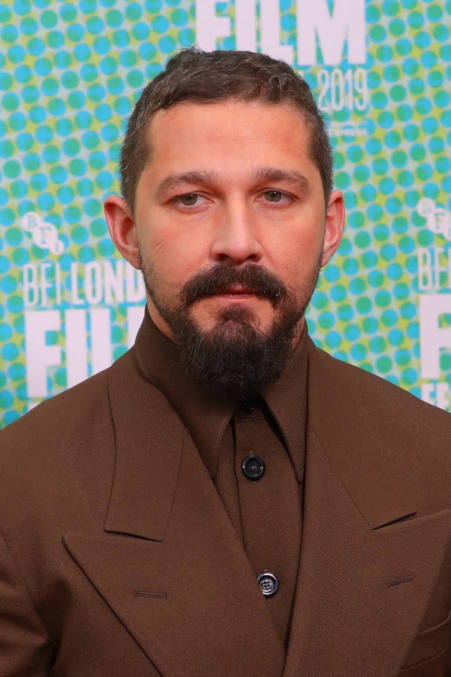 ZLOSTAVLJAO DEVOJKU, PRETIO JOJ I UBISTVOM! Slavni glumac je optužen da je prenosio polne bolesti, a sada čeka prvo dete sa bivšom!