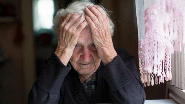 BAKA JE CELU UŠTEĐEVINU DALA NA UNUKINO VENČANJE Ona joj je priredila nešto užasno, a nećete verovati kako se sve završilo!