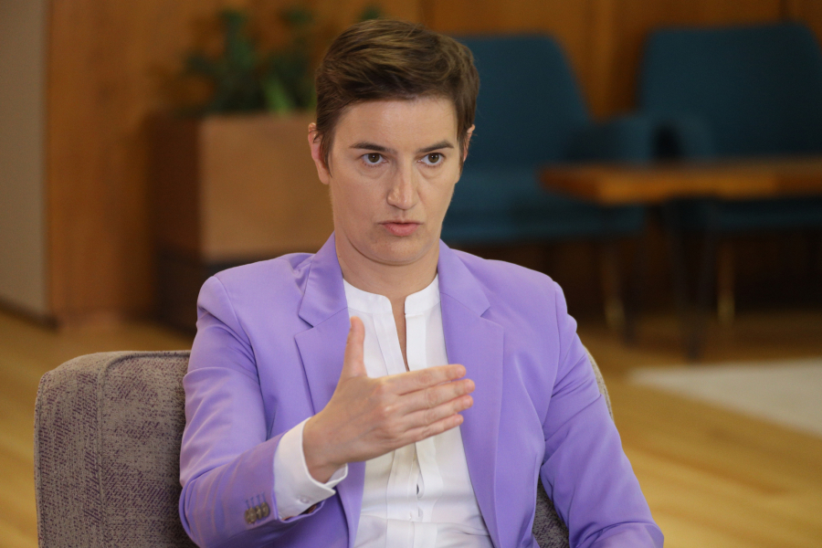 SRBIJA JEDAN OD LIDERA ČETVRTE INDUSTRIJSKE REVOLUCIJE Premijerka Ana Brnabić razgovarala sa predsednikom SEF-a