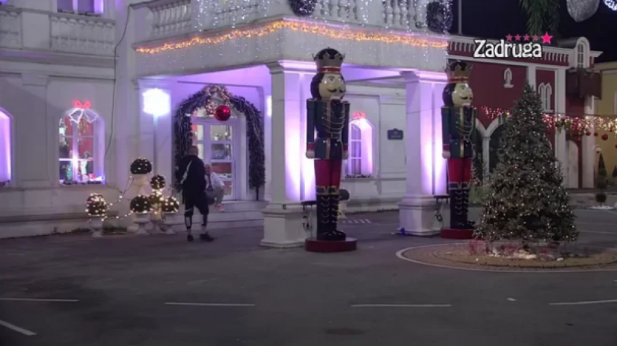 OTKRIO ZAŠTO SE PLAŠI VEZE SA DALILOM Car prepričao scenu od jutros, pa priznao da ima fobiju od Maje Marinković!