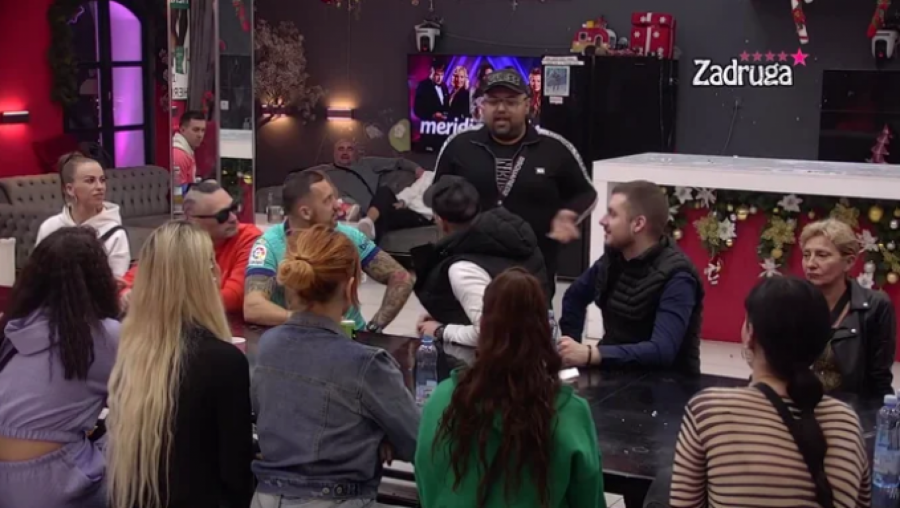 POKVARENJAK SI U DUŠI Matora sasula Dejanu sve u lice, evo šta misli o njegovom odnosu sa Aleks!