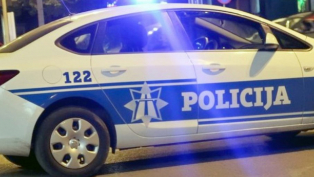 AUTOMOBILOM SE ZAKUCAO U AUTOBUS Srbin teško povređen u  saobraćajnoj nesreći u Crnoj Gori