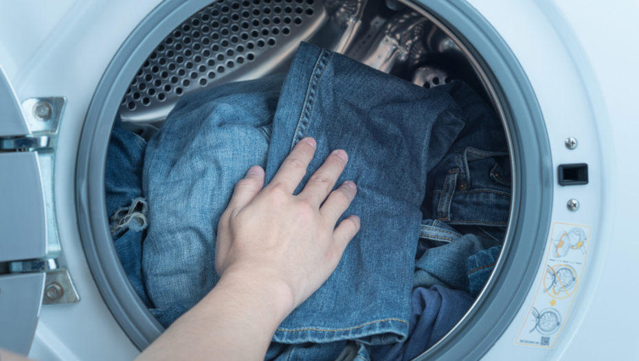 STRUČNJACI PORUČUJU Farmerke u boji bi trebalo da perete što ređe