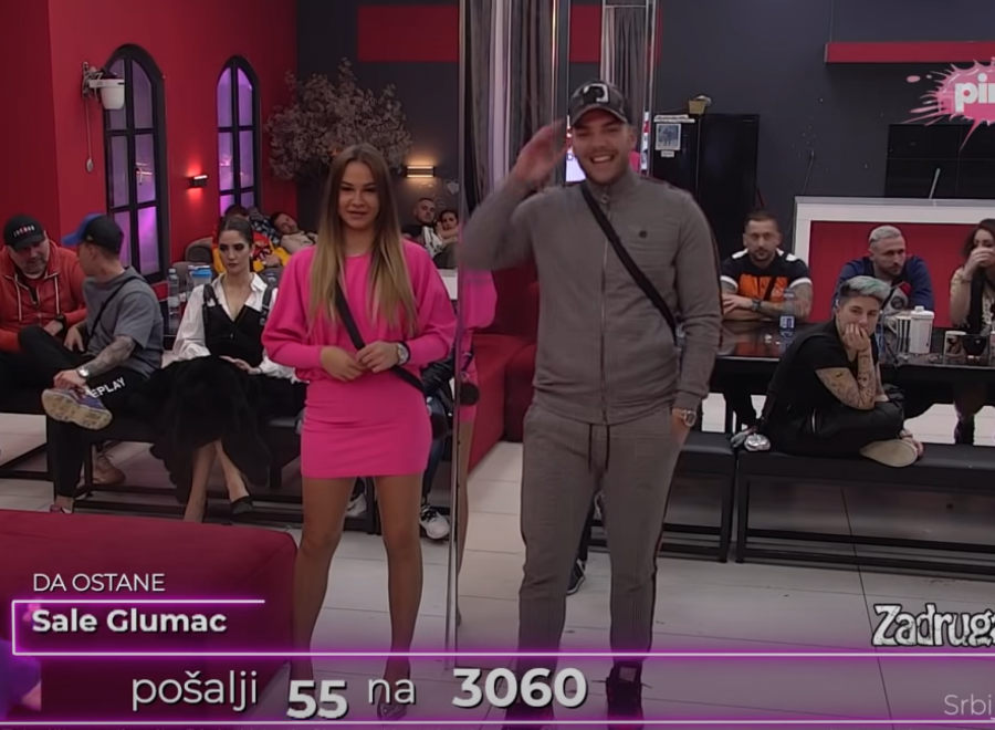 TVOJA MALA JE BILA SA NJIH PETORICOM! Mensur žestoko ponizio Anu Jovanović pred svima, a odgovor Anđela zaprepastio sve!