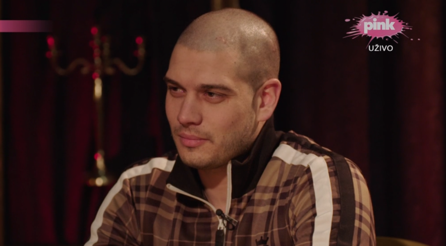 PET GODINA SAM TUŽAN, OKRENUO SAM SE OD ONIH KOJI SU ME IZ PELENA PODIGLI Dejan grcao u suzama dok je pričao o porodici i Dalili, ovo ga je najviše zabolelo!