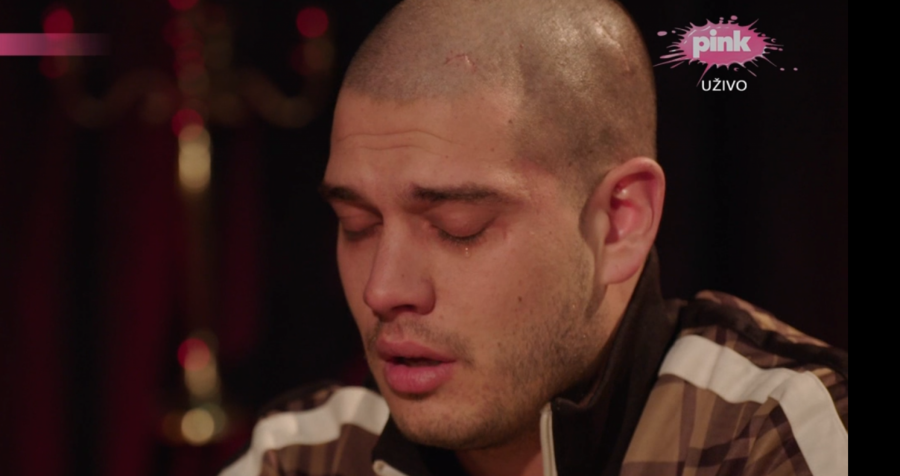 PET GODINA SAM TUŽAN, OKRENUO SAM SE OD ONIH KOJI SU ME IZ PELENA PODIGLI Dejan grcao u suzama dok je pričao o porodici i Dalili, ovo ga je najviše zabolelo!