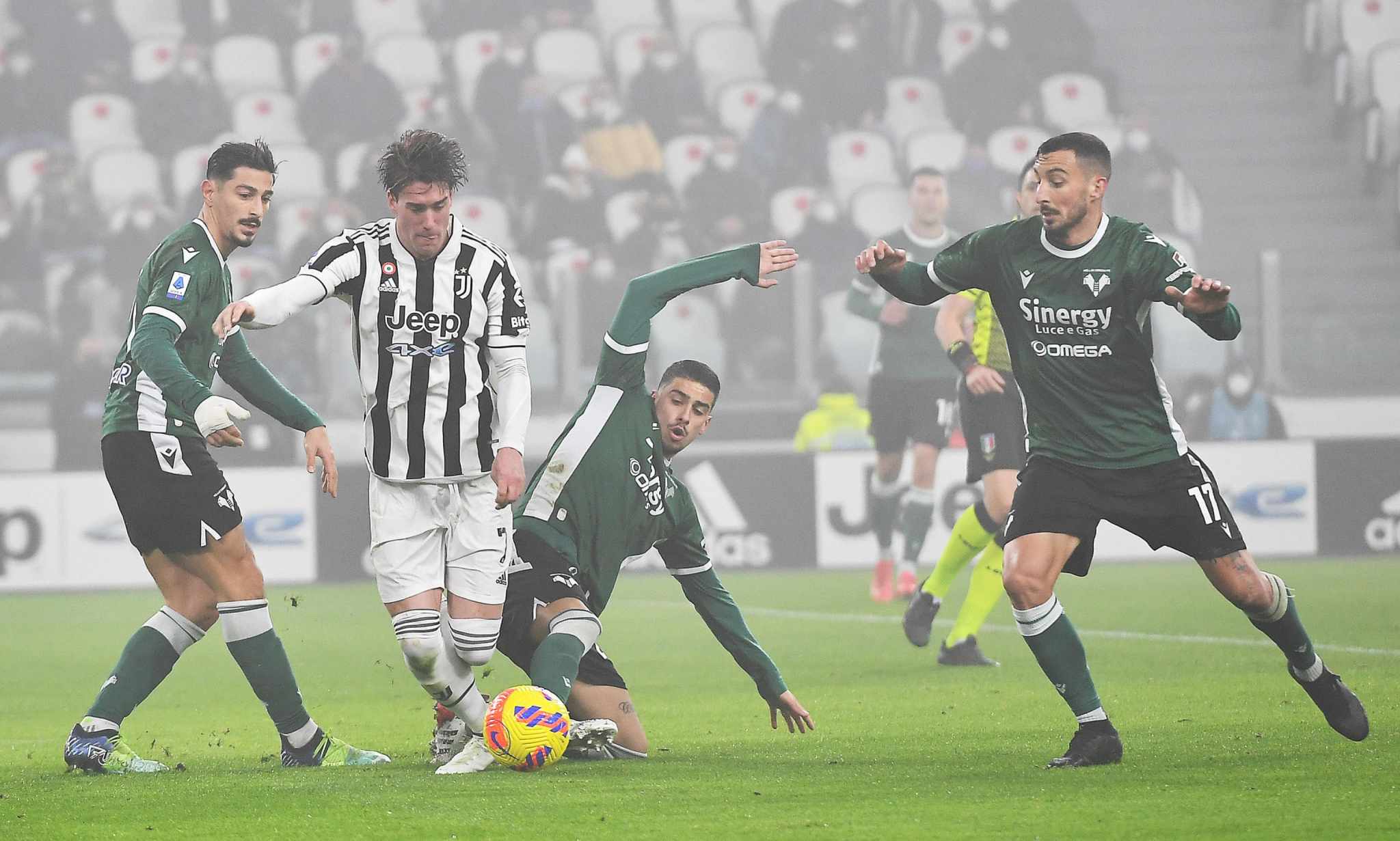 DA LI JE OVAJ ČOVEK KRIV ZA LOŠIJE PARTIJE VLAHOVIĆA? Ponovo je iznenadio izjavom, video je uplakanog Srbina i poručio mu samo jedno