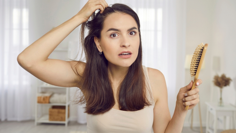 SPREČITE LOMLJENJE KOSE Pet jednostavnih načina da dlaka ne popuca
