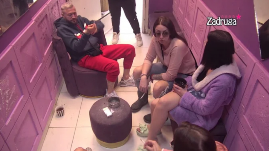 DALILA SE SLOMILA PRED ZADRUGARIMA! Zadrugarka ne može više da izdrži, oplela po Caru i otkrila nove detalje brutalnog sukoba!