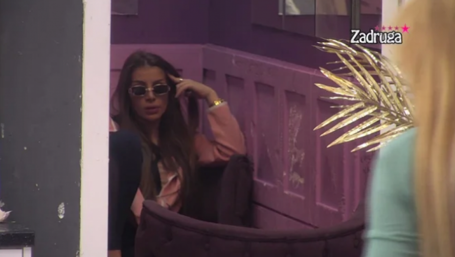 DALILA SE SLOMILA PRED ZADRUGARIMA! Zadrugarka ne može više da izdrži, oplela po Caru i otkrila nove detalje brutalnog sukoba!