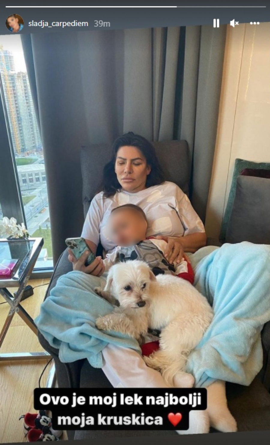 OVO JE MOJ LEK! Đanijeva Slađa pokazala kao se oporavlja od teške bolesti, emotivnom fotkom raznežila sve! (FOTO)