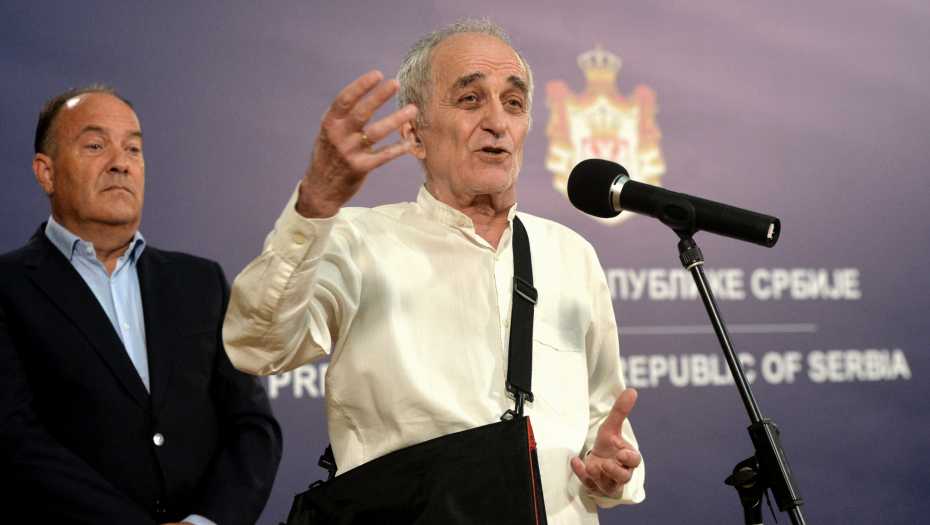 ZNA LI OPOZICIJA KOME ZVIŽDI? Ko je zapravo profesor Stojan Radenović i zašto ga smatraju jednim od najpametnijih Srba?