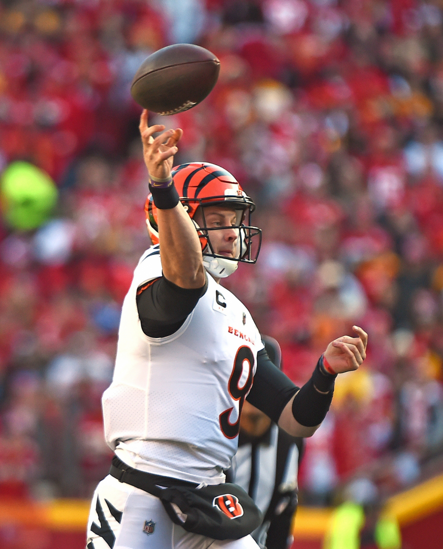 AUH, KAKAV MOTIV P*rno-zvezda obećala kvoterbeku Bengalsa NOĆ ZA NEZABORAV ukoliko osvoji Superboul