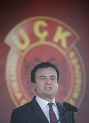 DOSIJE KURTI Sve tajne premijera tzv. Kosova: Menjao prezime, osuđivan -Tačijev sin ga zove Vladimir Kurtović