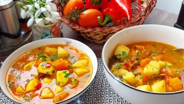 DEFINITIVNO NAJBOLJE VARIVO Krompir paprikaš, jelo koje podiže organizam kao infuzija (VIDEO)