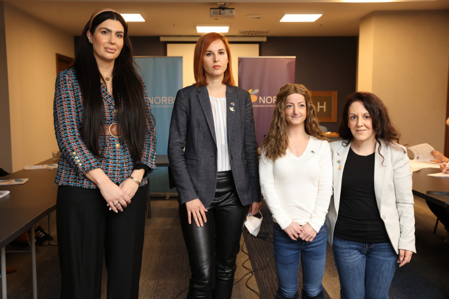 ČUDESNA ŽENA Beograđanka Ivana Stojanović (35) živi svaki dan kao da je poslednji: Jedna od ČETIRI NA SVETU koja boluje od OVE bolesti