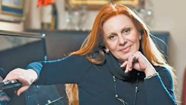 JELENA TOMAŠEVIĆ OBJAVILA FOTKU SA POPULARNOM PEVAČICOM Nju odavno niste videli, a zbog jedne promene ljudi je teško prepoznaju (FOTO)