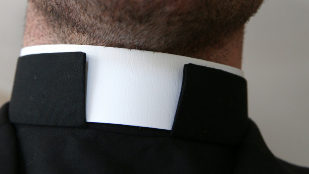 JEZIVO OTKRIĆE U ŠPANIJI Katolički sveštenici seksualno zlostavljali preko 200.000 dece