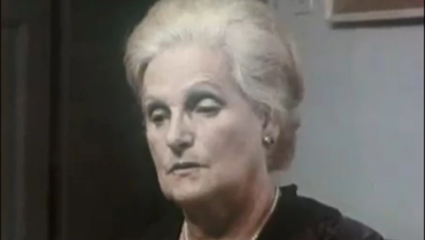 "CEO ŽIVOT JELA KOSTI I KAČAMAK" Igrajući ulogu života, u dva minuta je osedela, a danas se navršava 18 godina od kako nas je napustila predivna Rahela Ferari!