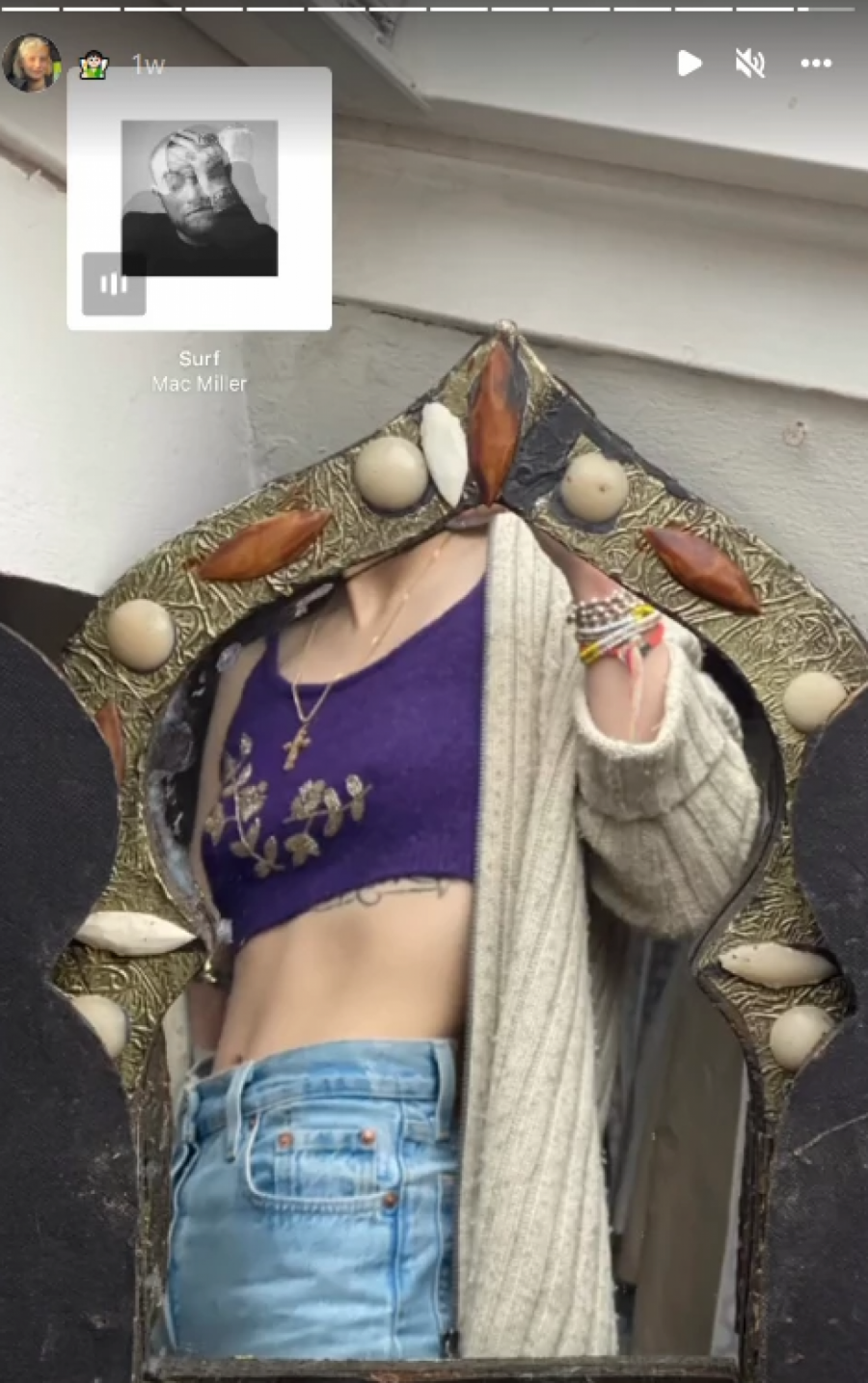 JEDINSTVENA POPUT MAJKE ISIDORE! Vila Pajkić sve iznenadila neobičnom tetovažom, nikome nije poznato o čemu je reč