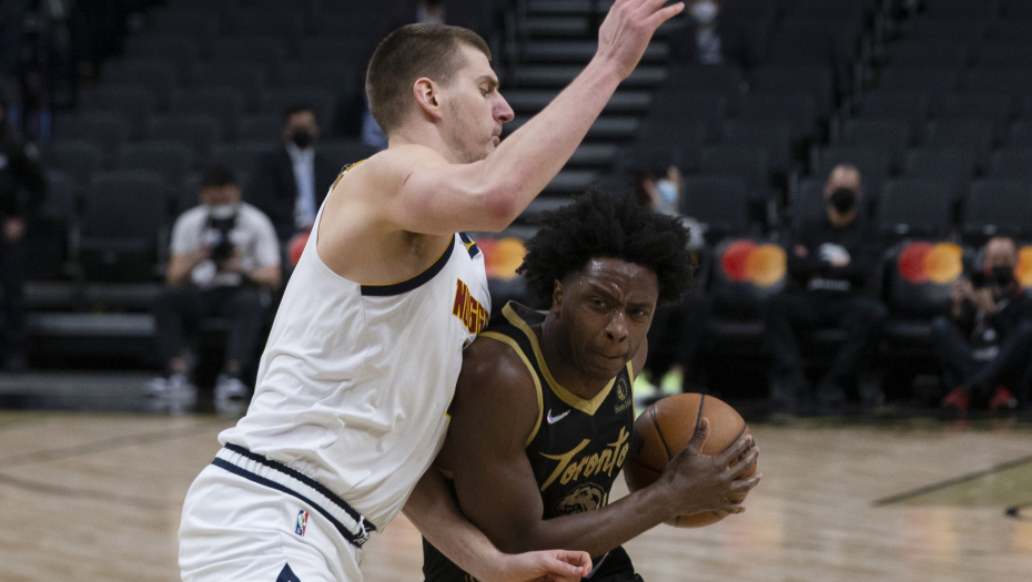 NAJBOLJI KAD JE NAJTEŽE Jokić rampom u poslednjoj sekundi stao na put Torontovom pobedničkom nizu (VIDEO)