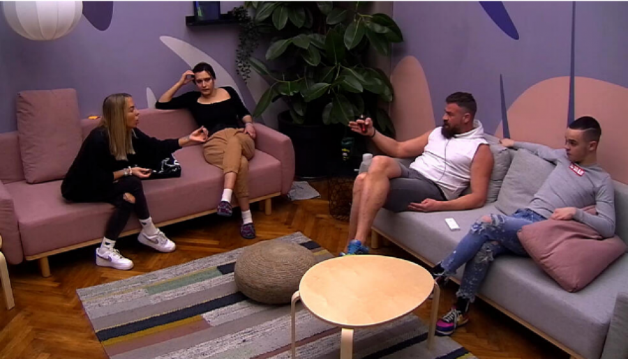 VIDI NA ŠTA LIČIŠ, SAHRANIĆEMO TE OVDE! Ksenija poludela zbog Darkovih uvreda, pa uzvratila brutalno!