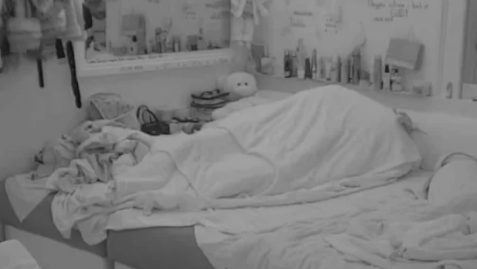 ŽESTOKA AKCIJA DALILE I FILIPA! Tresli se zidovi spavaće sobe, zadrugari ne mogu da se kontrolišu! (VIDEO +18)