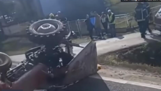 PRVI SNIMCI JEZIVE NESREĆE U OBRENOVCU Muškarac na mestu ostao mrtav posle prevrtanja kamiona u sudaru (VIDEO)