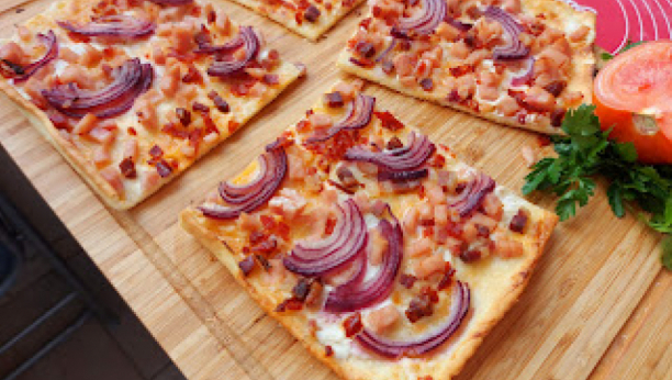 ONO KAD VAM I SA SLIKE MIRIŠE Alzaška pica, neverovatno dobro, tražićete parče više (VIDEO)