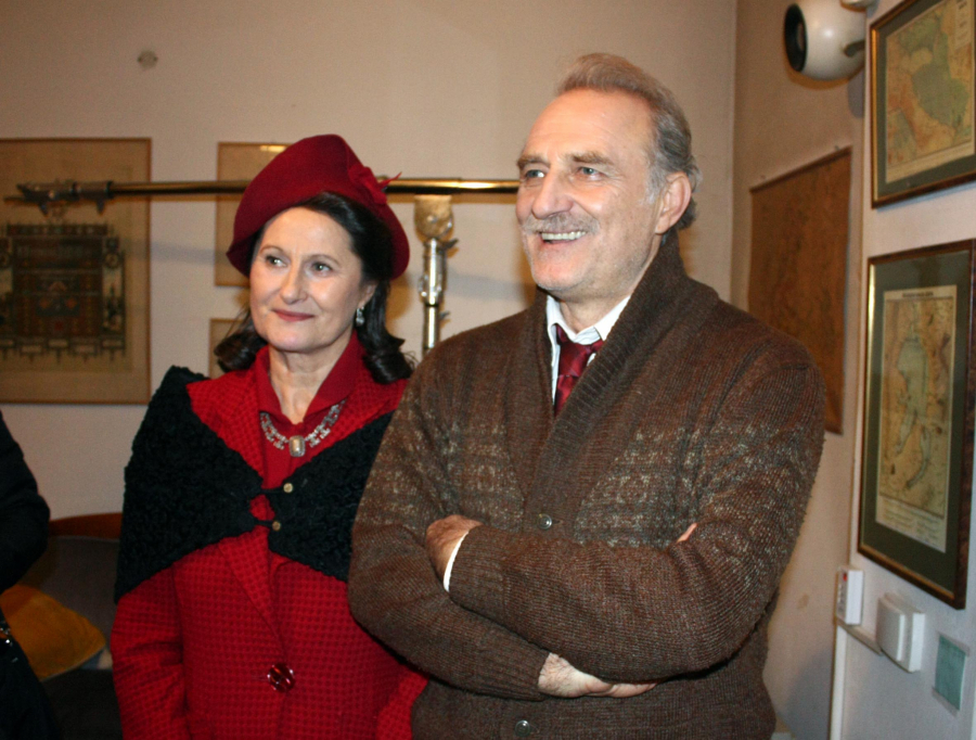 NEKOLIKO MESECI NE ŽIVIMO ZAJEDNO! Oglasio se Lazar Ristovski nakon šokantne vesti o razvodu, glumac skrhan priznao veoma bolnu stvar!