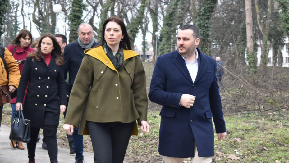 MINISTARKA VUJOVIĆ U TEMERINU Nastavljamo sa pošumljavanjem Srbije!