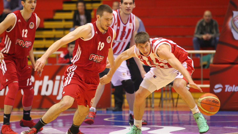 BIVŠI KOŠARKAŠ ZVEZDE BEŽI IZ UKRAJINE! Oglasio se uznemirujućom porukom: PRESTRAVLJENI SMO!