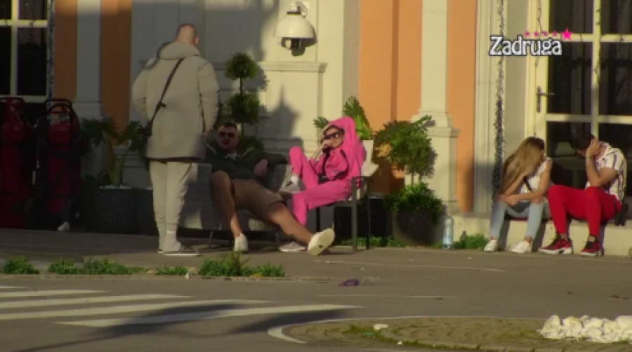 MONIKA OTKRILA DETALJE O SVOM TELU Mensur i Janjuš se šokirali novim saznanjima o izazovnoj Makedonki!