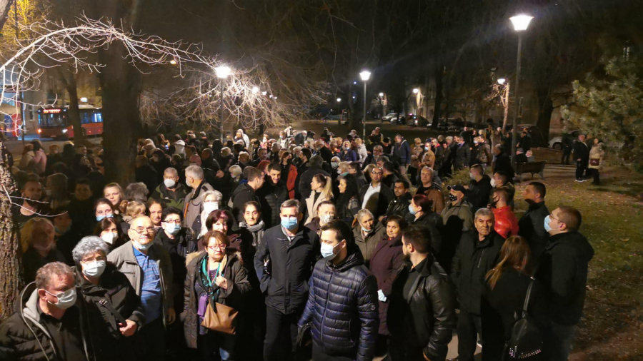 SRBIJA NA NOGAMA! Svi gradovi i sela se digli da što pre pruže podršku Aleksandru Vučiću (FOTO)