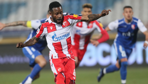 KANGA POGAĐA IZ NESTVARNIH POZICIJA! Pogledajte odakle je Zvezdin vezista postigao gol! (VIDEO)