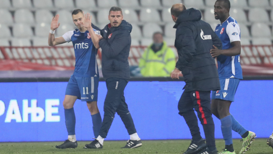 IGRAČI ZVEZDE SU ME VREĐALI, IMAM TRI OGREBOTINE! Štulić se oglasio posle drame na 