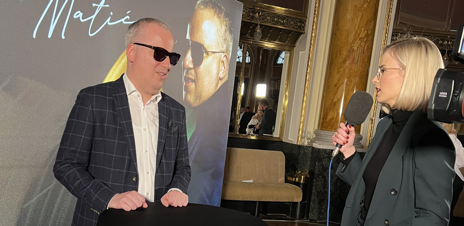 PROMOCIJA ALBUMA SAŠE MATIĆA! Popularni pevač je u Zagrebu predstavio svoj novi projekat, a pridružila mu se na sceni i ova pevačica!