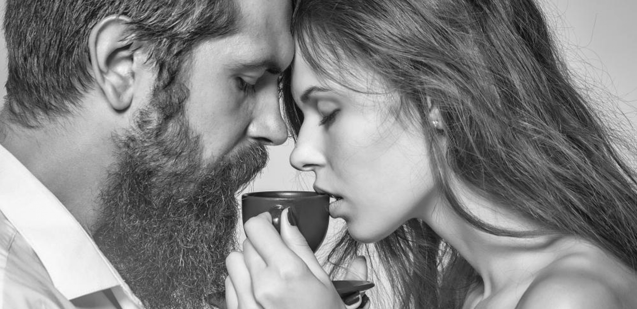 BIZNISMENA STREFILA SRČKA U KREVETU SA LJUBAVNICOM Popio vijagru i umro u toku odnosa!