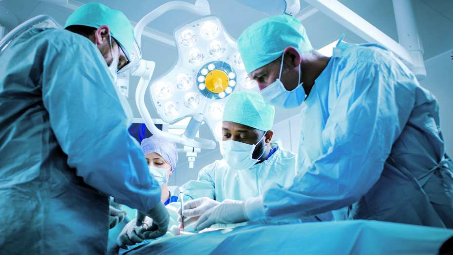 GUBITNICI IMAJU PRAVO DA SE LJUTE Lekar iz Hrvatske pljuje srpske hirurge jer je njihov uspeh za njega nedostižan: Ljubomorne duše mogu da...